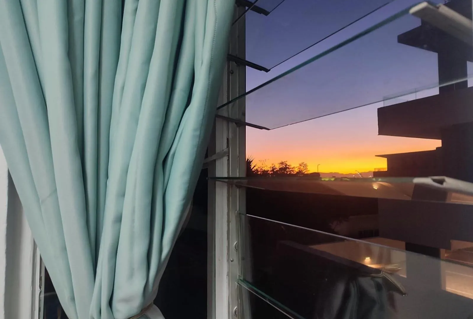 Secure, Quiet, Studio Retreat In Green Point Cape Town